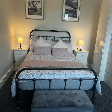 Matipa-Given Apartments Eastleigh Southampton ภายนอก รูปภาพ