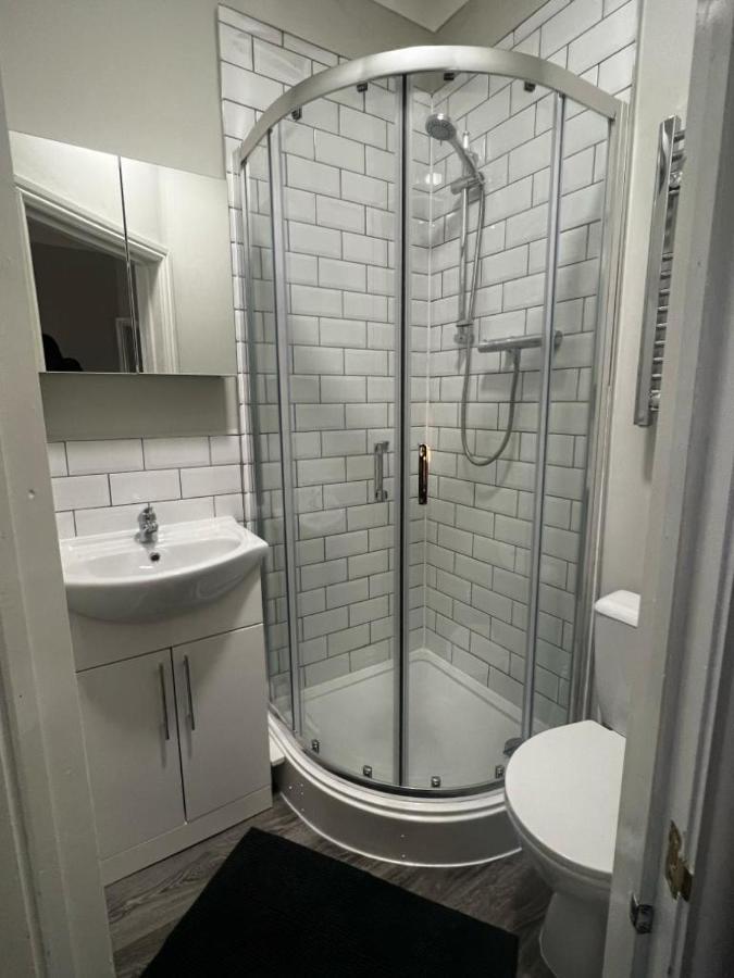 Matipa-Given Apartments Eastleigh Southampton ภายนอก รูปภาพ