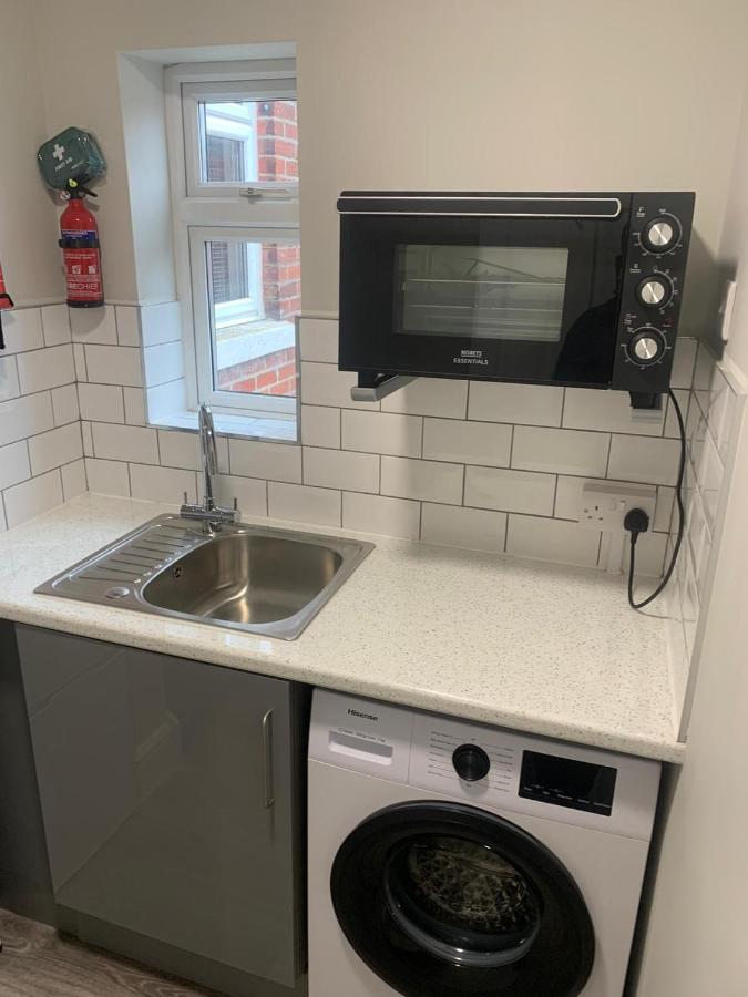 Matipa-Given Apartments Eastleigh Southampton ภายนอก รูปภาพ