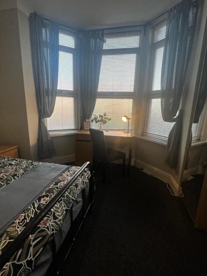 Matipa-Given Apartments Eastleigh Southampton ภายนอก รูปภาพ