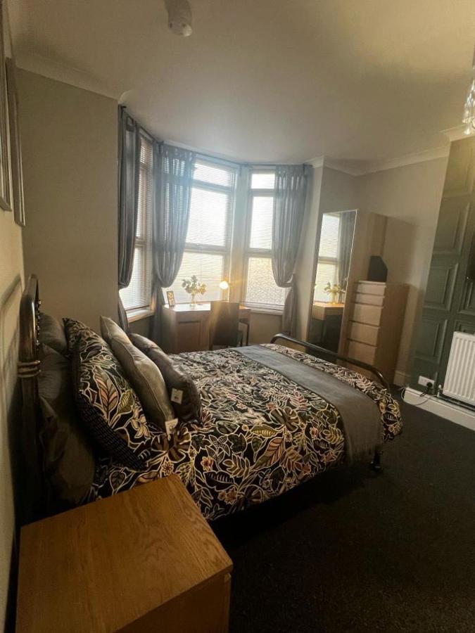 Matipa-Given Apartments Eastleigh Southampton ภายนอก รูปภาพ