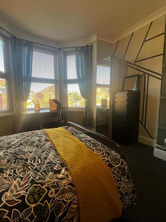 Matipa-Given Apartments Eastleigh Southampton ภายนอก รูปภาพ
